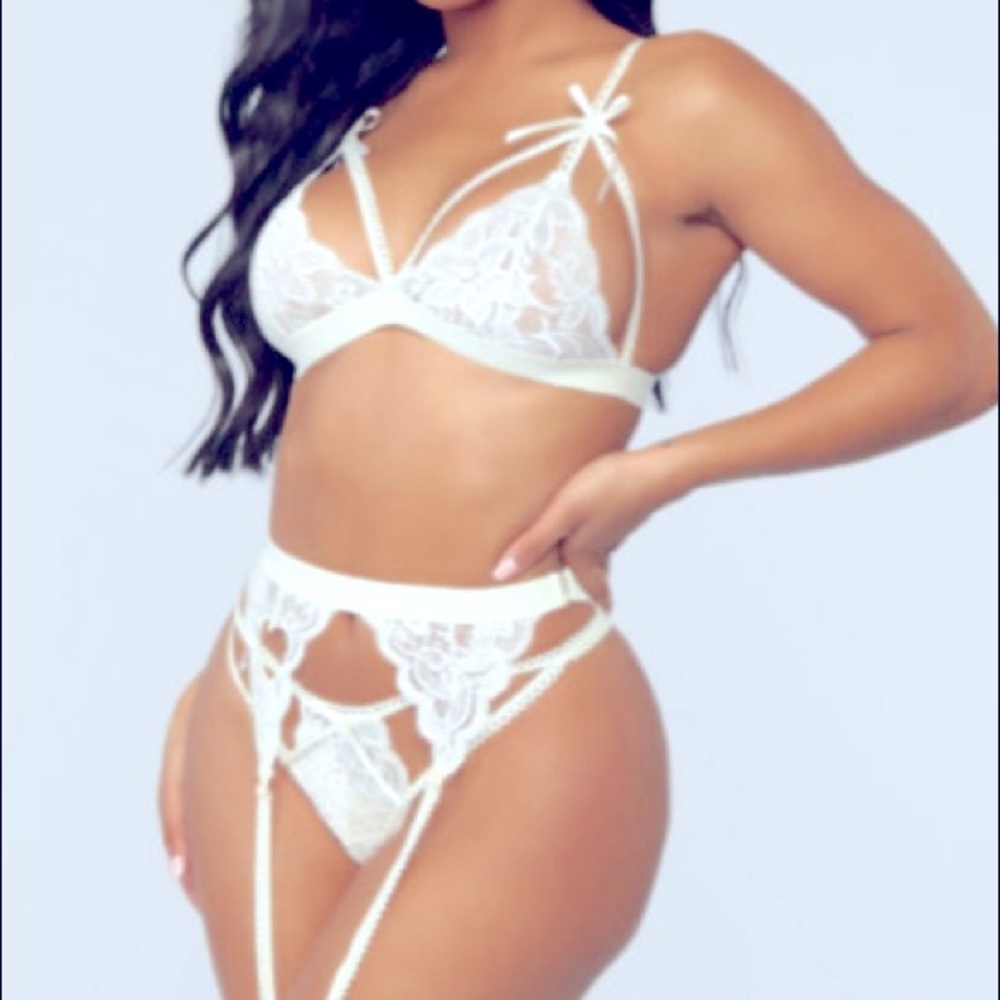 Three‎ piece Lingerie Set